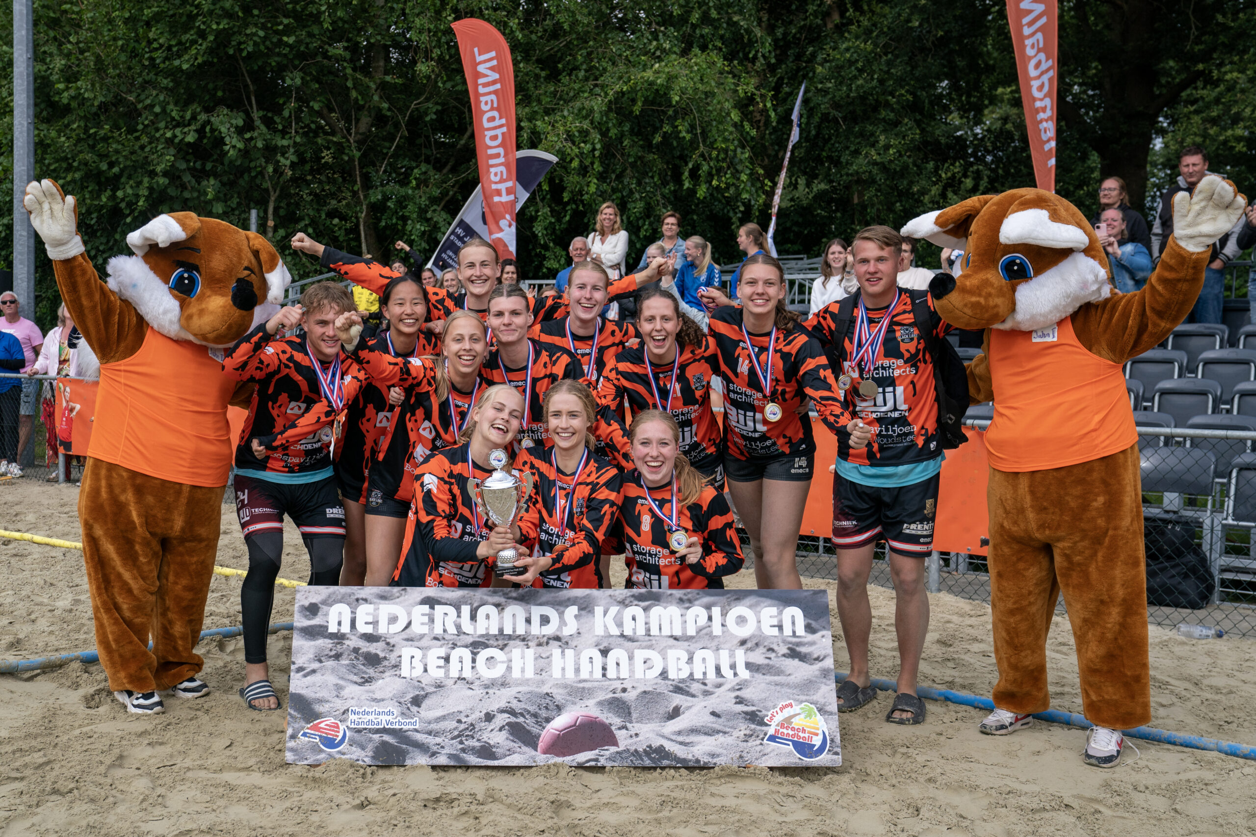 Titelprolongatie voor Black Lake Beach en Hiekka Hauskaa